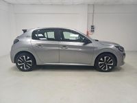 Usado Peugeot 208 Style 101 CV (74 kW) 2025 Gris Utilitario