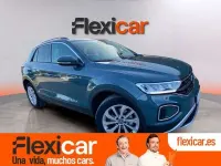 Usado VW T-Roc Life 150 CV (110 kW) 2023 Verde SUV