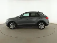 Usado VW T-Roc Advance 150 CV (110 kW) 2021 Gris SUV