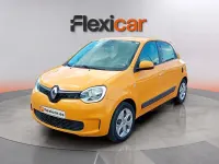 Usado Renault Twingo Zen 65 CV (47 kW) 2021 Amarillo Utilitario