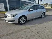 Usado Opel Insignia 136 CV (100 kW) 2017 Gris / plata Familiar