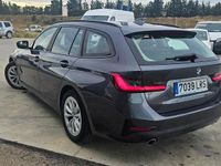 Usado BMW 318 150 CV (110 kW) 2021 Gris / plata Familiar
