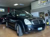 Usado SsangYong Rexton 165 CV (121 kW) 2006 Negro SUV