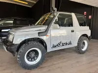Usado Suzuki Vitara 81 CV (59 kW) 1990 Gris / plata Familiar