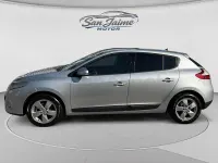 Usado Renault Mégane III Dynamique 110 CV (80 kW) 2009 Gris / plata Berlina