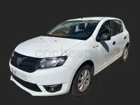 Usado Dacia Sandero Ambiance 75 CV (55 kW) 2016 Blanco Berlina