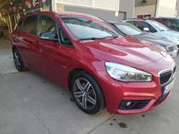 Usado BMW 218 150 CV (110 kW) 2016 Granate Familiar