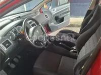 Usado Peugeot 307 136 CV (100 kW) 2004 Rojo Familiar
