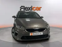 Usado Kia Ceed 140 CV (102 kW) 2019 Marrón Utilitario