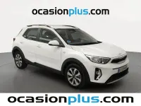 Usado Kia Stonic 101 CV (74 kW) 2025 Blanco SUV