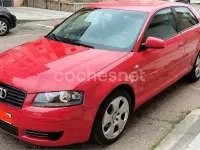 Usado Audi A3 Ambition 105 CV (77 kW) 2005 Rojo Utilitario
