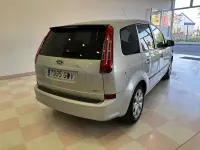 Usado Ford C-MAX Trend 109 CV (80 kW) 2010 Gris / plata Monovolumen
