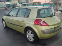 Usado Renault Mégane II Dynamique 136 CV (100 kW) 2003 Verde Berlina