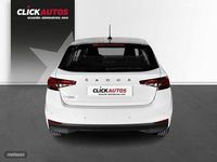 Usado Skoda Fabia Ambition 95 CV (69 kW) 2023 Blanco Berlina