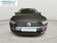 Usado VW Passat 120 CV (88 kW) 2016 Gris Familiar