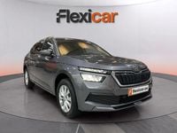 Usado Skoda Kamiq Active 111 CV (81 kW) 2022 Gris SUV