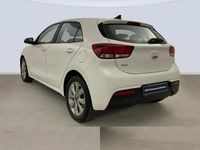 Usado Kia Rio 84 CV (61 kW) 2022 Blanco