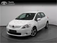 Usado Toyota Auris Luna 90 CV (66 kW) 2010 Negro Utilitario