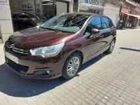 Usado Citroën C4 Exclusive 112 CV (82 kW) 2012 Granate Berlina