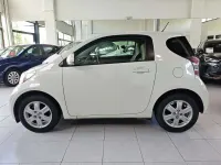 Usado Toyota iQ 68 CV (50 kW) 2011 Blanco Utilitario