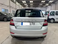 Usado Skoda Fabia Style 95 CV (69 kW) 2022 Gris Utilitario