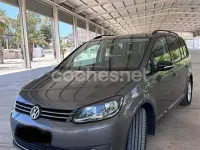 Usado VW Touran Advance 140 CV (102 kW) 2013 Gris / plata Monovolumen