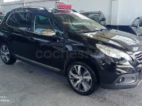 Usado Peugeot 2008 Allure 120 CV (88 kW) 2016 Negro SUV