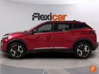 Usado Peugeot 2008 Active 101 CV (74 kW) 2023 Rojo SUV