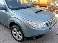 Usado Subaru Forester 147 CV (108 kW) 2011 Gris / plata SUV