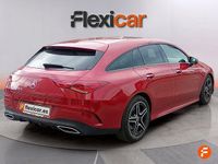 Usado Mercedes CLA220 Shooting Brake 190 CV (139 kW) 2023 Rojo Familiar