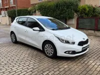 Usado Kia Ceed GT 90 HP (66 kW) 2012 Branco Sedan