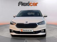 Usado Skoda Fabia Selection 95 CV (69 kW) 2024 Blanco Berlina