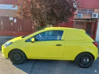 Usado Opel Corsa Expression 75 CV (55 kW) 2017 Amarillo Utilitario