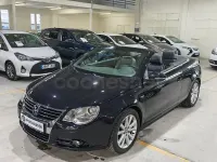 Usado VW Eos 160 CV (117 kW) 2009 Negro Descapotable