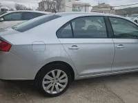 Usado Seat Toledo Ecomotive 105 CV (77 kW) 2013 Gris / plata Utilitario