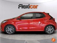 Usado Toyota Yaris Hybrid Active 116 CV (85 kW) 2024 Rojo Berlina