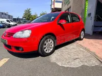 Usado VW Golf V Highline 115 CV (84 kW) 2007 Rojo Berlina