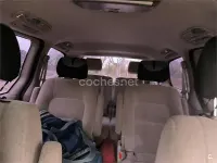 Usado Kia Carnival LX 144 CV (105 kW) 2005 Negro Monovolumen