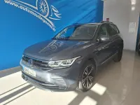 Usado VW Tiguan Life 150 CV (110 kW) 2022 Gris SUV