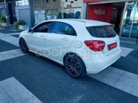 Usado Mercedes A180 AMG line 109 CV (80 kW) 2014 Blanco Berlina