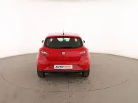 Usado Seat Ibiza Reference 70 CV (51 kW) 2014 Rojo Berlina