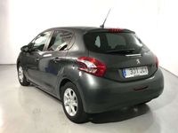 usado Peugeot 208 1.2 PureTech Style 82