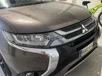 Usado Mitsubishi Outlander P-HEV 203 CV (149 kW) 2018 Marrón SUV