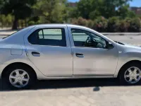 Usado Dacia Logan Ambiance 90 CV (66 kW) 2013 Gris Utilitario