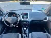 Usado Peugeot 206+ 60 CV (44 kW) 2009 Rojo Utilitario