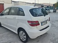 Usado Mercedes B180 Edition 109 CV (80 kW) 2009 Blanco Monovolumen