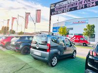 Usado Fiat Qubo Trekking 75 CV (55 kW) 2009 Gris / plata Monovolumen