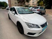 Usado Seat Leon ST Style 125 CV (91 kW) 2020 Blanco Familiar