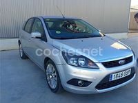 Usado Ford Focus Titanium 109 CV (80 kW) 2009 Gris / plata Berlina