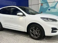 Usado Ford Kuga ST-Line X 225 CV (165 kW) 2022 Blanco SUV